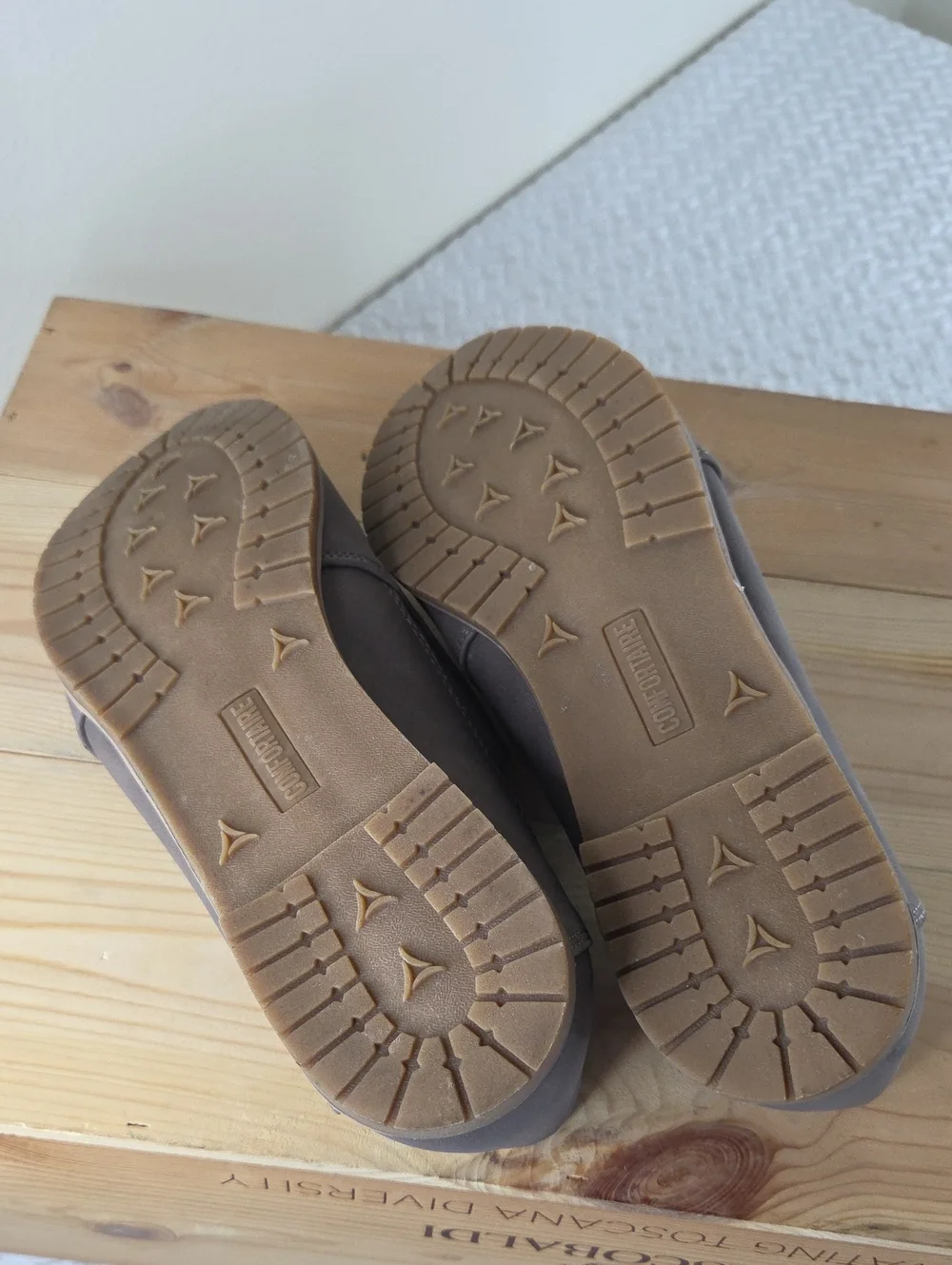 N/A comfortable slip